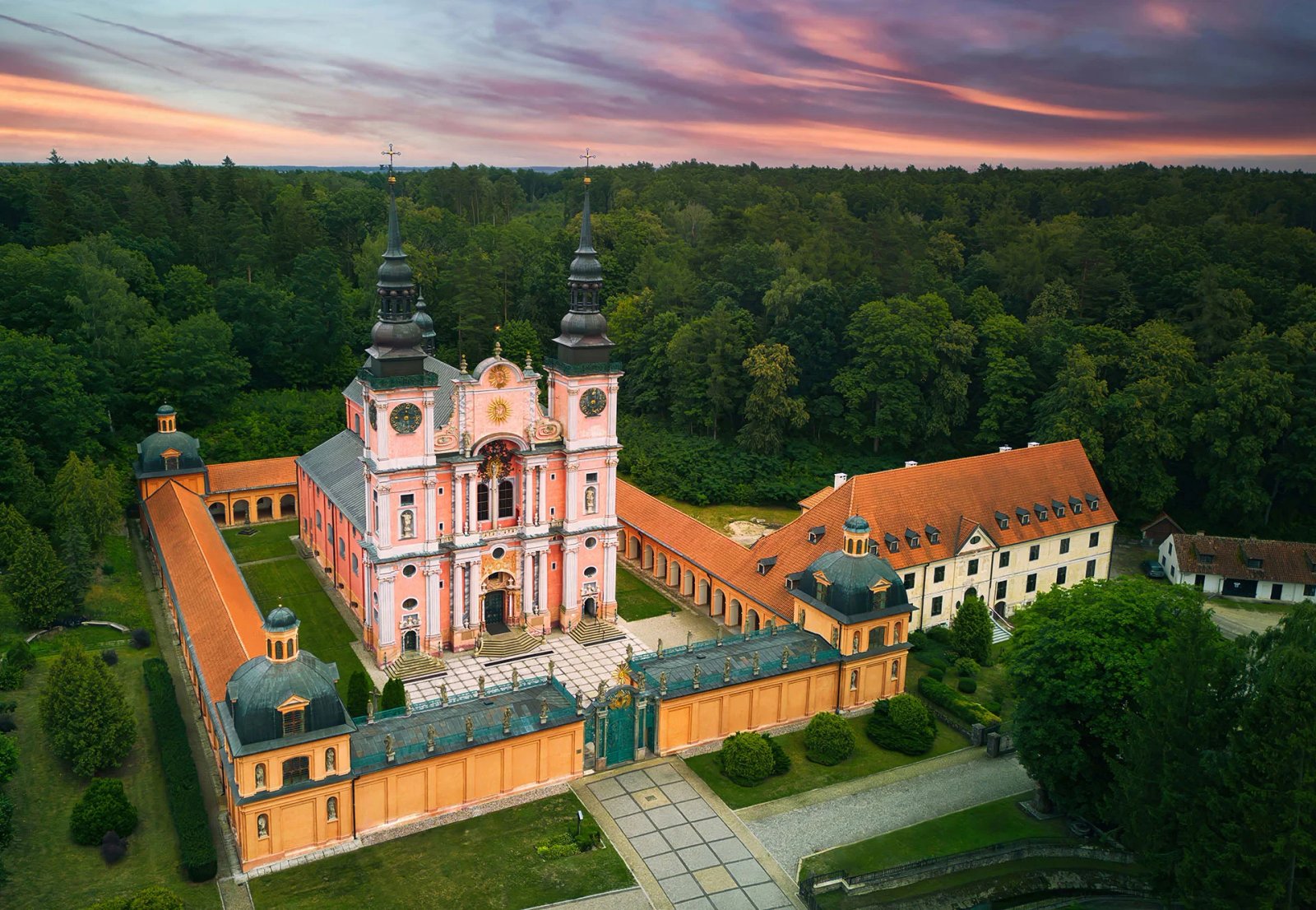 Sanktuarium w Świętej Lipce